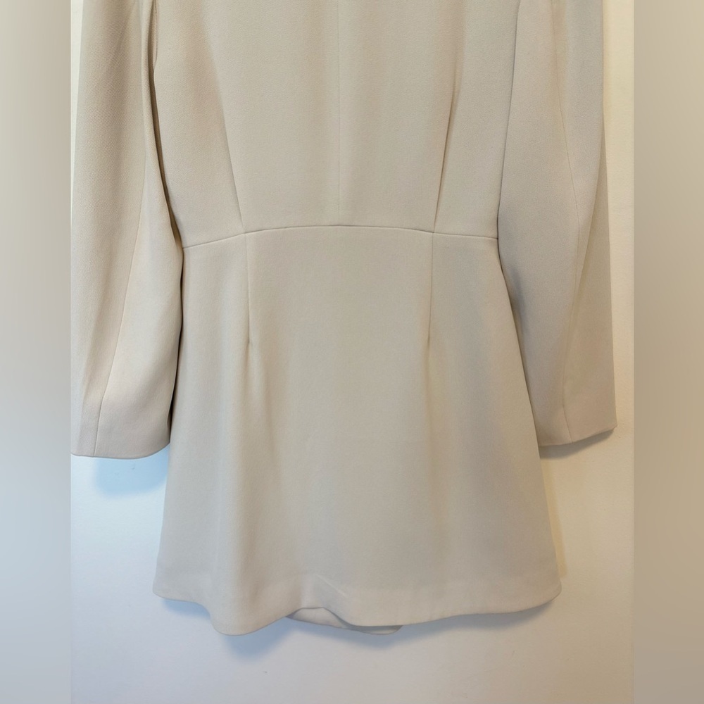 Aritzia wilfred Audrina Dress / jacket. , sz : 6 - Picture 3 of 9